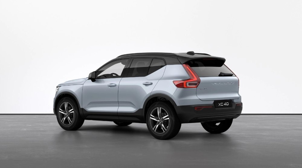 Xc40-black-stone-roof-r-design-ev