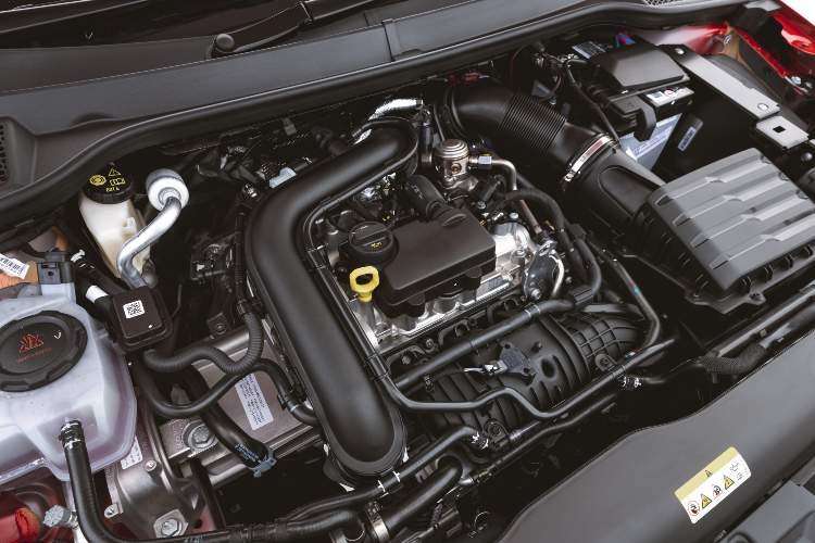 SCR-Short-SEAT-Ibiza-FR-Sport-3FavouriteThings-Engines