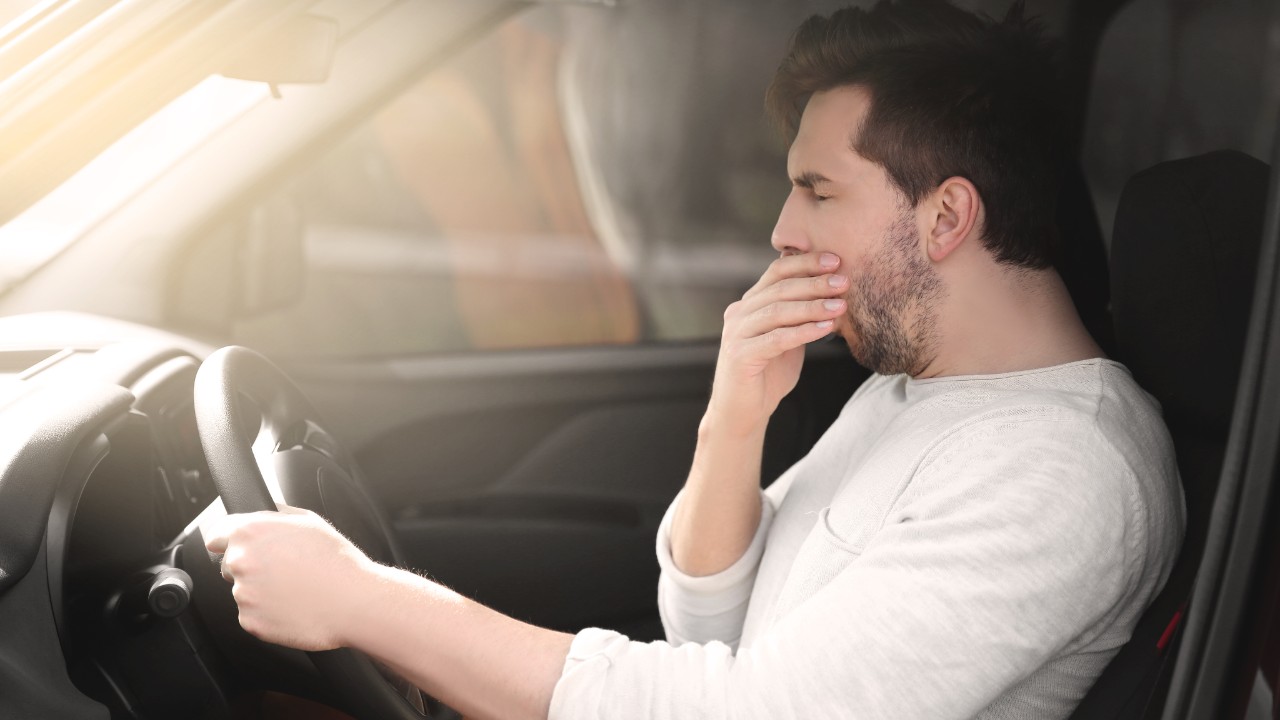 8 ways to avoid fatigue when driving