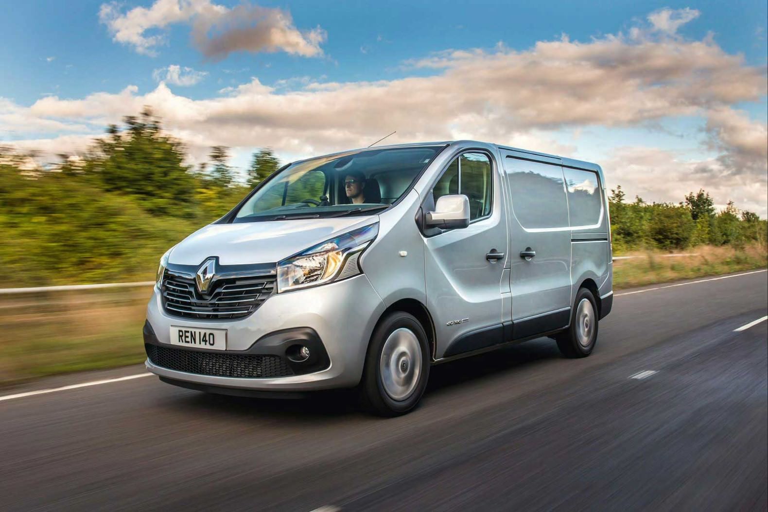 Renault trafic review