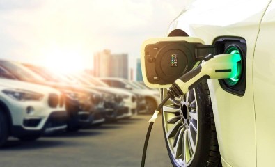 How long does it take to charge an electric car