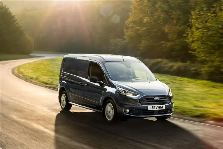 Ford-transit-connect-small-vans-by-mpg