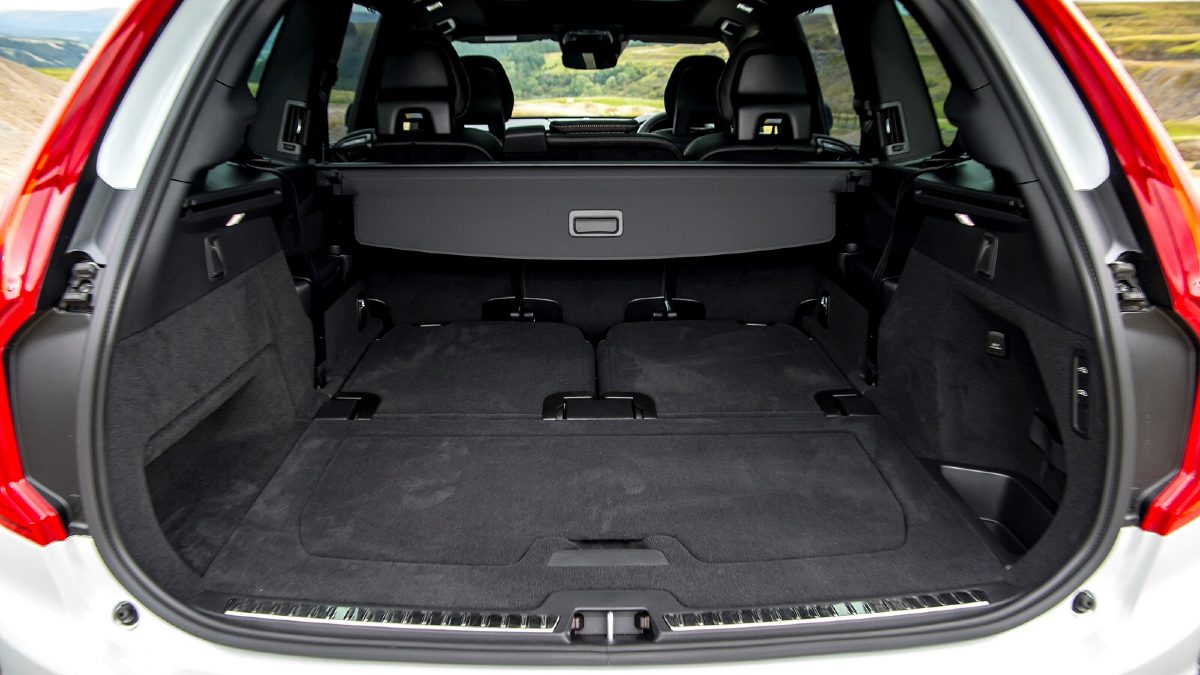 Volvo xc90 boot