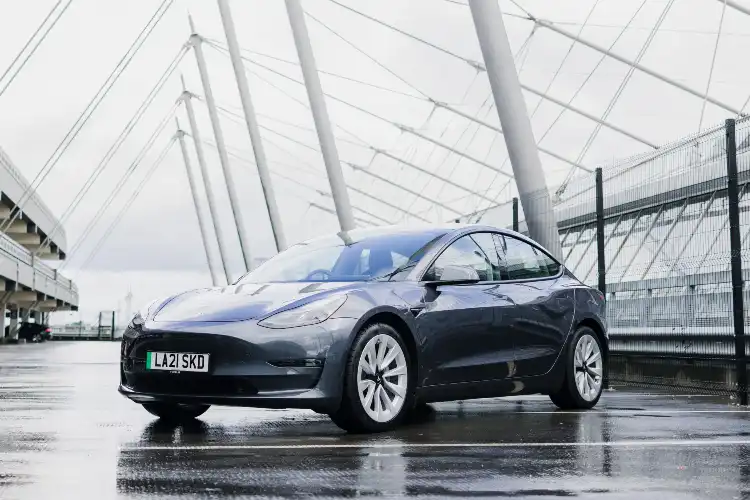 Tesla-Model-3-Blog