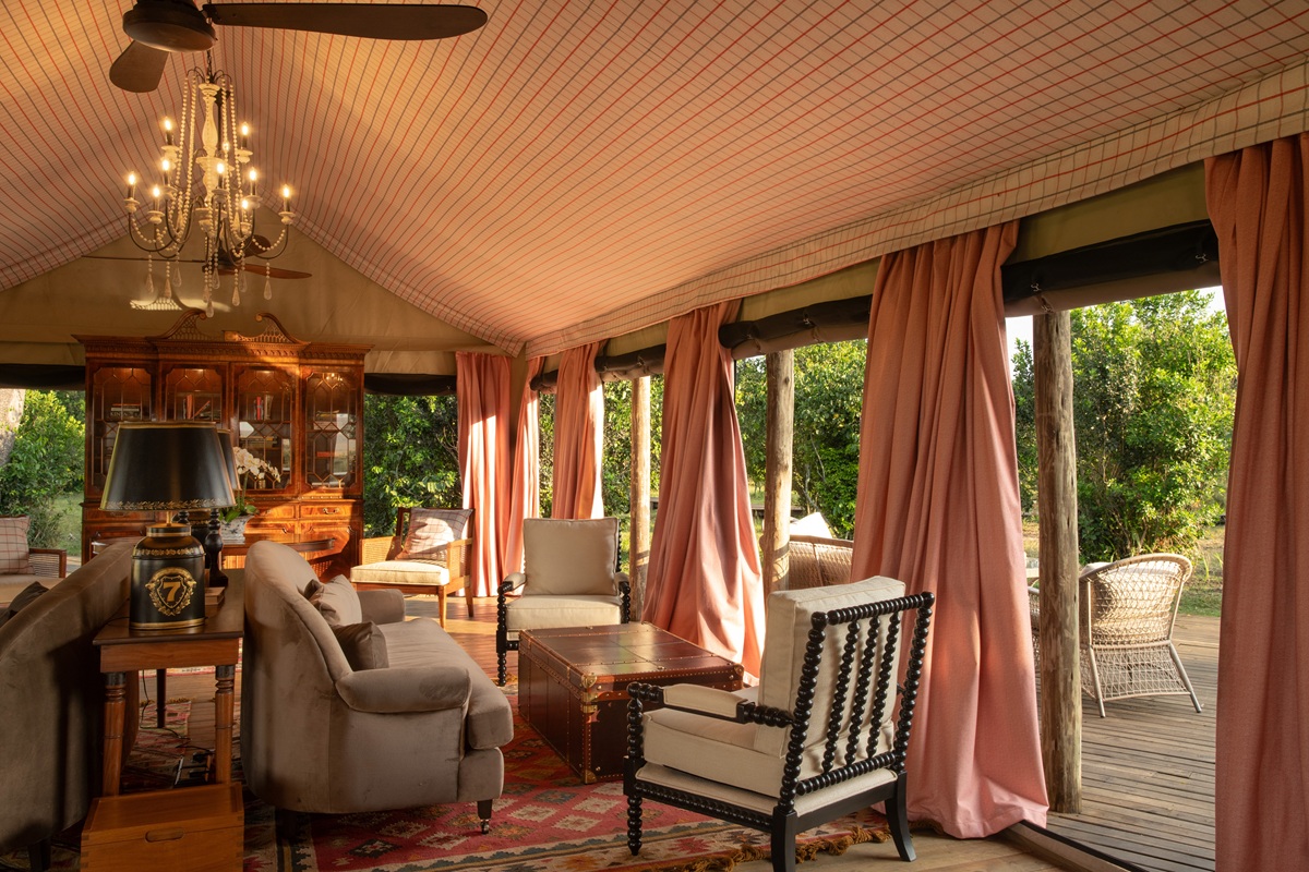 lounge_paradise plains