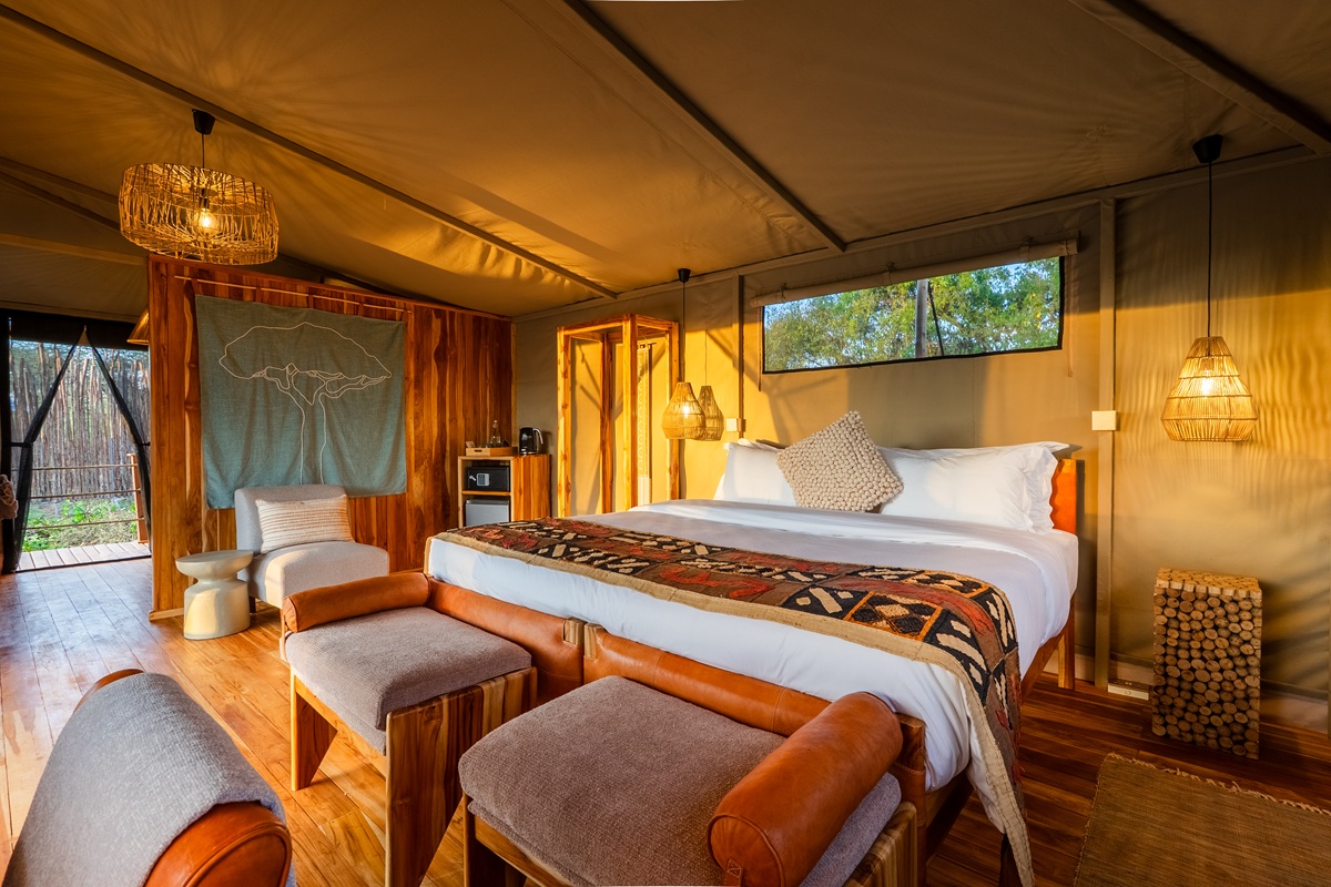 double room at Tabi  Serengeti Bush camp