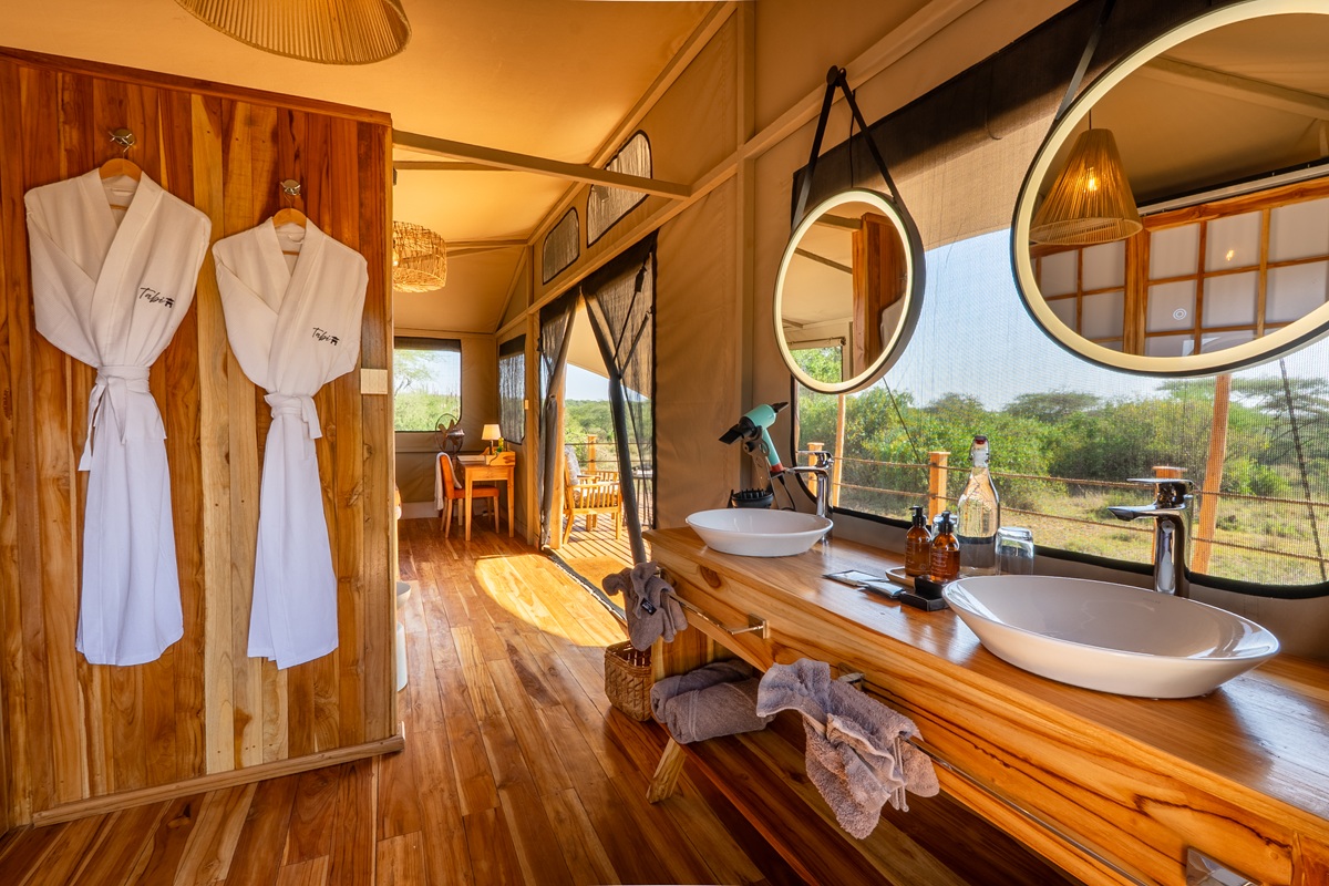 WC_Tabi Serengeti bush camp