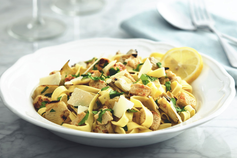 Meatless Pieces with Tagliatelle Pasta and Artichokes