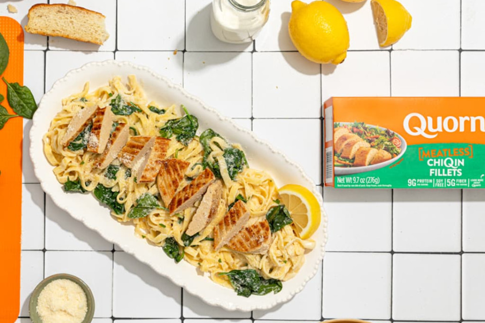 Easy Vegetarian Chicken Florentine with Quorn ChiQin Fillets