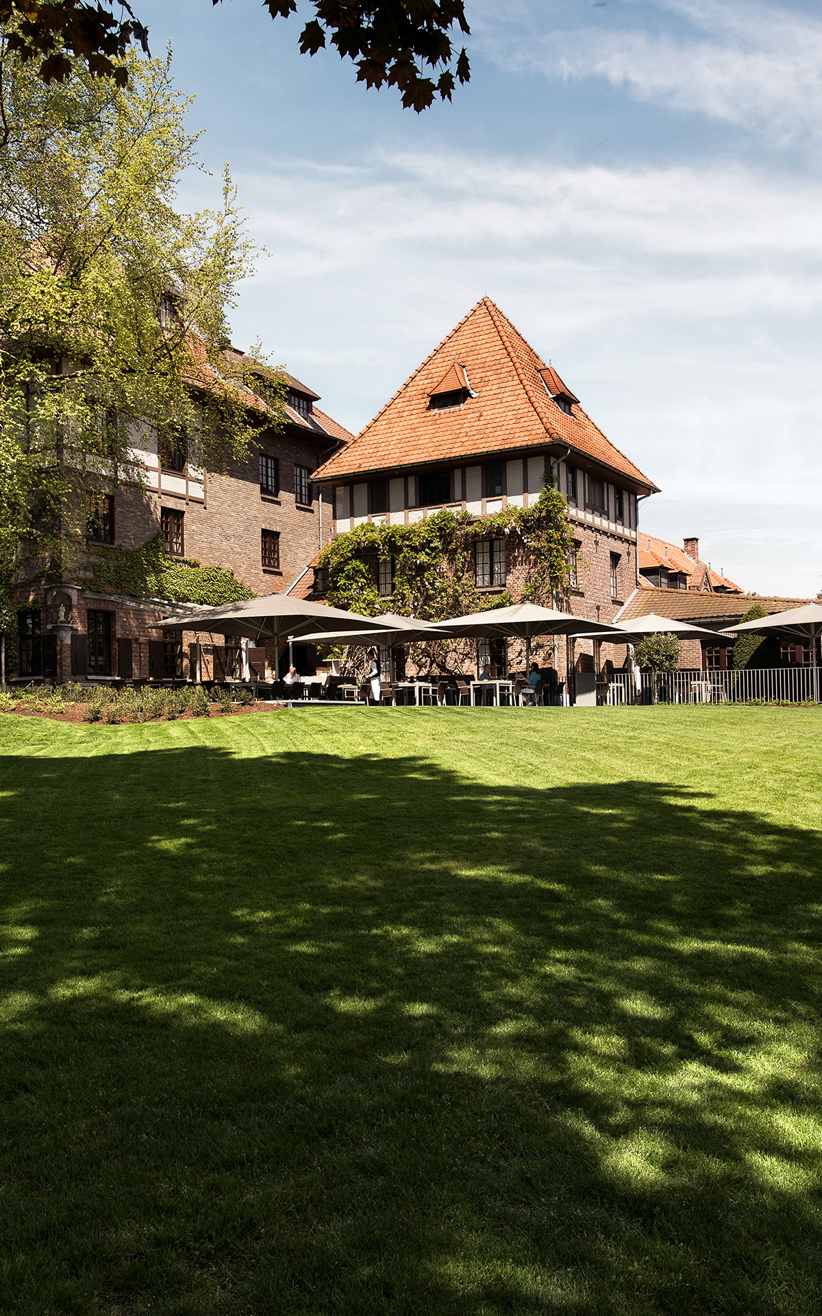 La Butte Aux Bois Hotels & Attractions • Maasmechelen Village