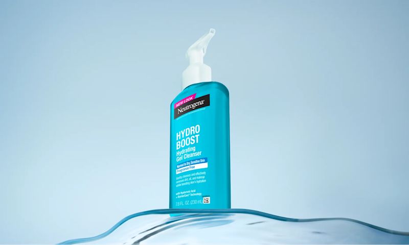 Hydro Boost Hydrating Gel Cleanser Fragrance Free and its texture and formula