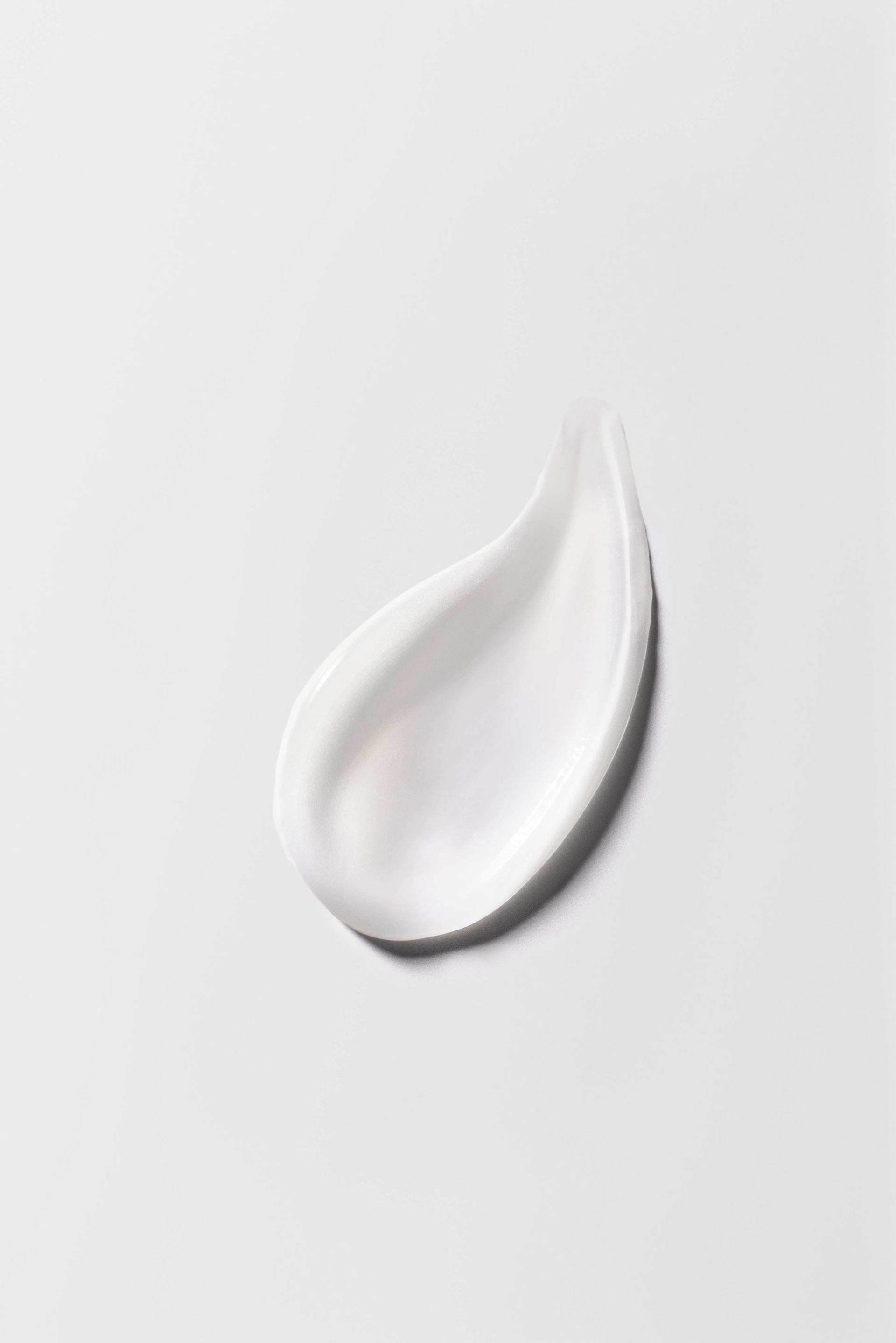 Neutrogena_Acne_WeightlessAcne_MarkFading_Moisturizer_Texture_Still_Background_JPG.WEBP