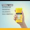 Quelqu’un tenant l’Écran solaire en bâton pour enfants Neutrogena®, FPS 50+