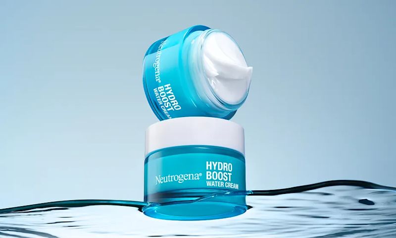 Rich water cream for resilient, juicy skin