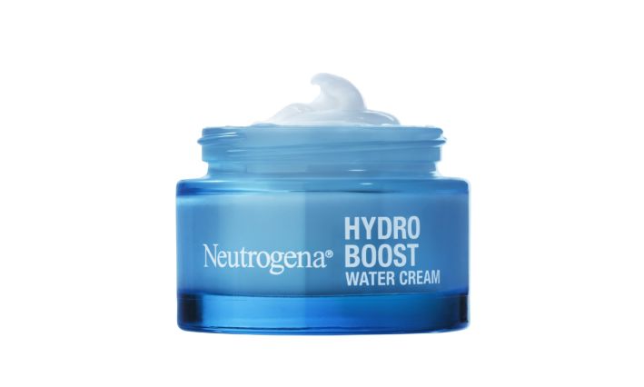 Neutrogena Hydro boost water cream suitable for sensitive skin