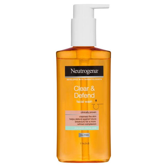 Neutrogena® Clear & Defend Gel Cleanser 200mL