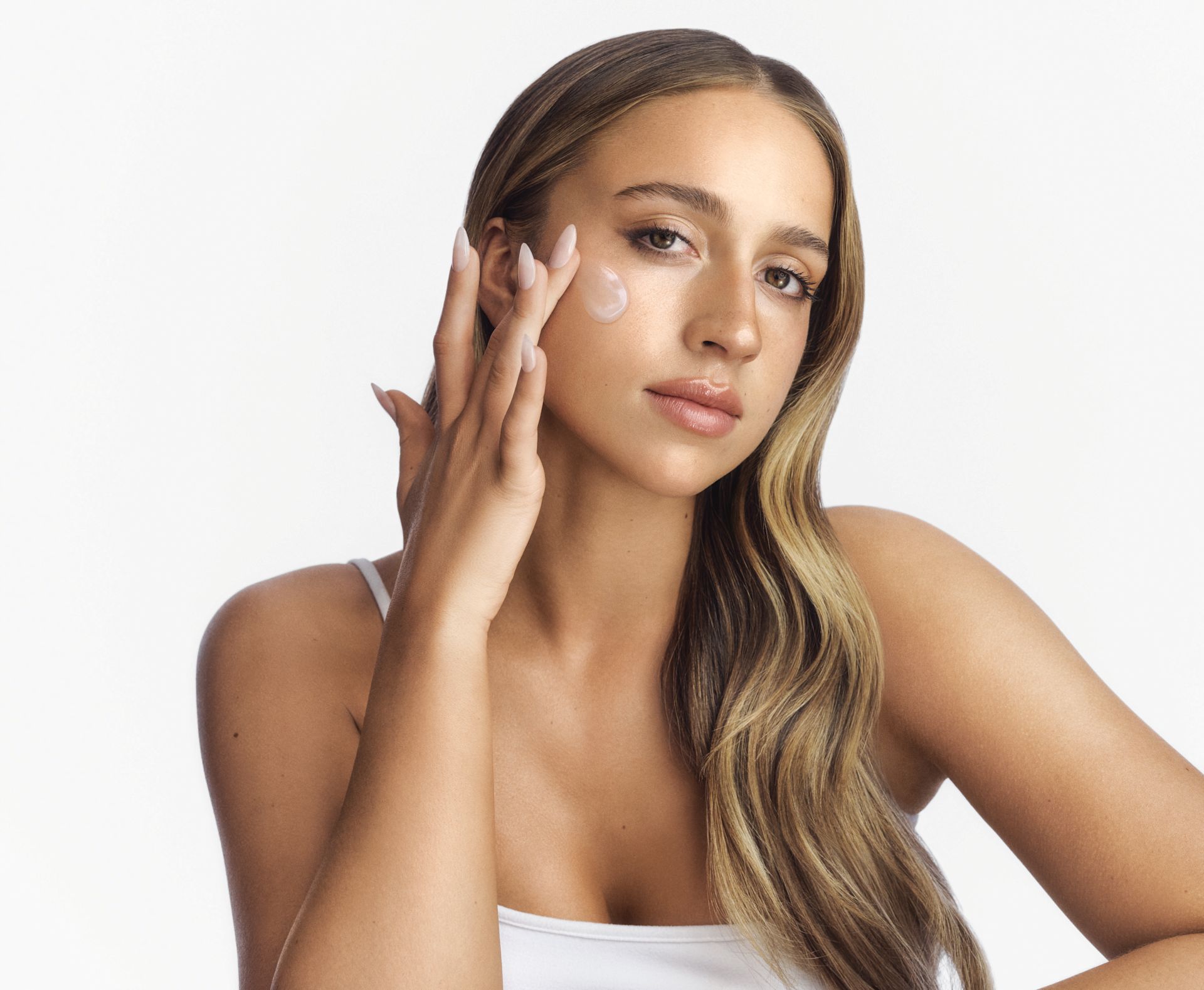 DAM ID Neutrogena HydroBoost Vi Cleanser BR Swipe Static RGB TIF