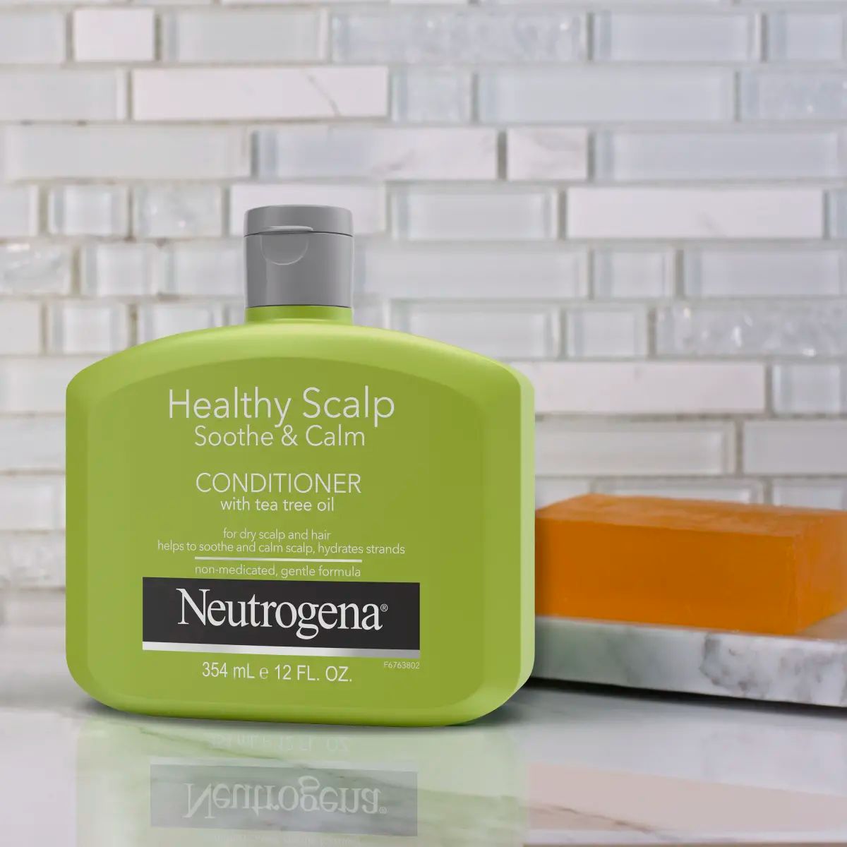 052800676381_US_eCarousel_Asset70_CR061120_NTG_TeaTree_Conditioner_12z_Lifestyle1.webp