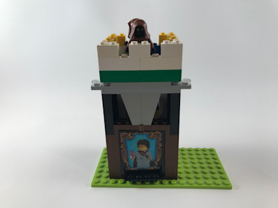 Photograph of LEGO creation "Jawas' Non-portable Tower"