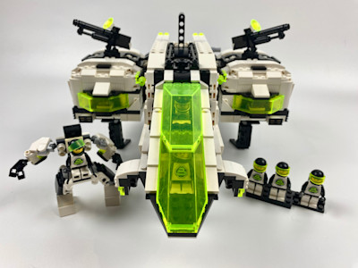 Photograph of LEGO creation "Blacktron II Dreadnaught"