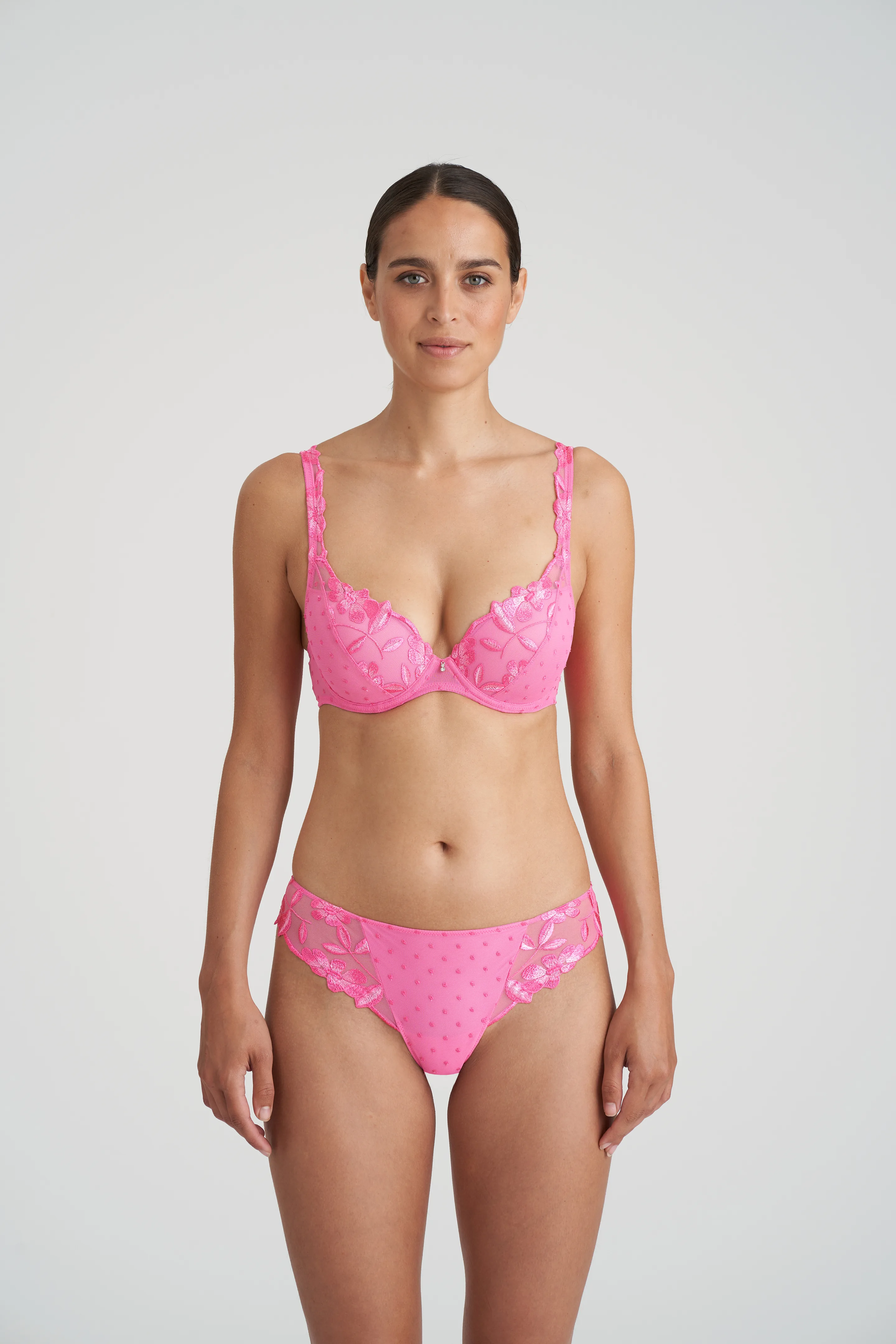 Invisibles Push Up Plunge Bra, pink