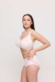 Salesbook image with head | Primadonna