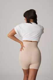 Salesbook image with head | Primadonna