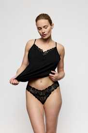 Salesbook image with head | Marie Jo