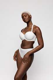 Salesbook image with head | Primadonna