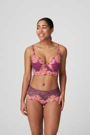 Salesbook image with head | Primadonna