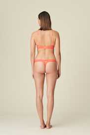 Salesbook image with head | Marie Jo