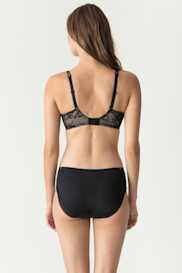 Salesbook image with head | Primadonna