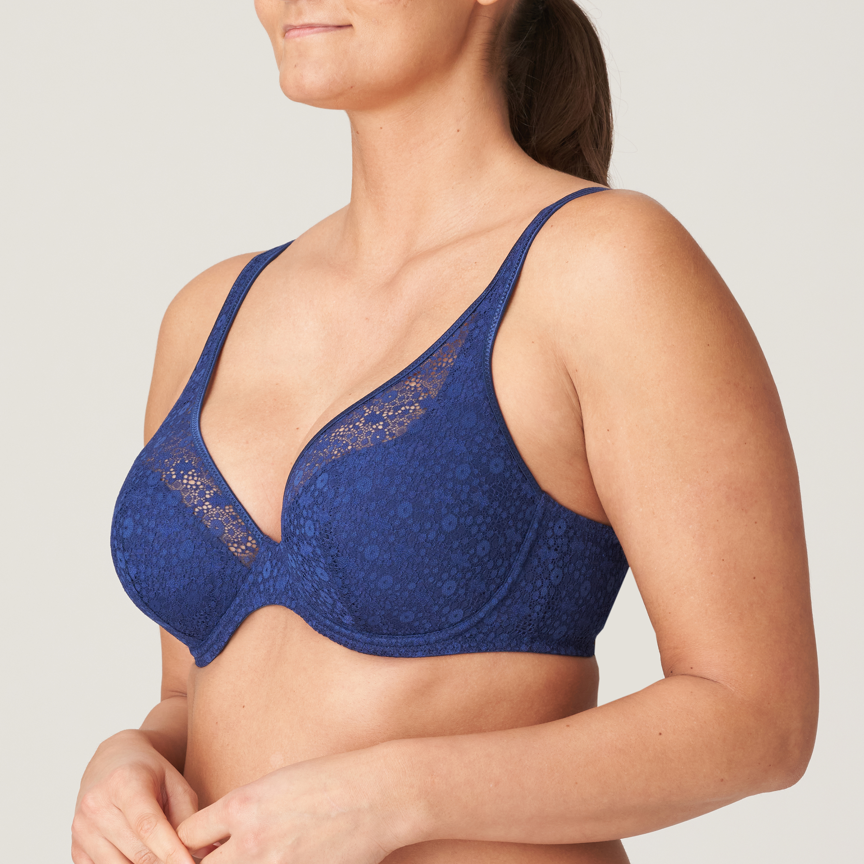 Currans of Kerrisdale - Our favourite deep plunge bra, Epirus by  @primadonnalingerie is now available in the ultra feminine, fifties pink!  💕 📍available in store and online for a limited time only!