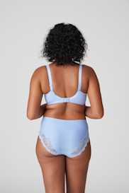 Salesbook image with head | Primadonna