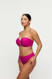 Salesbook image with head | Primadonna