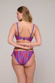 Salesbook image with head | Primadonna