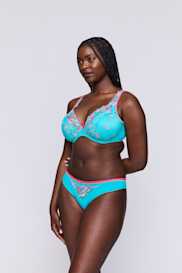 Salesbook image with head | Primadonna