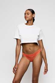 Salesbook image with head | Marie Jo