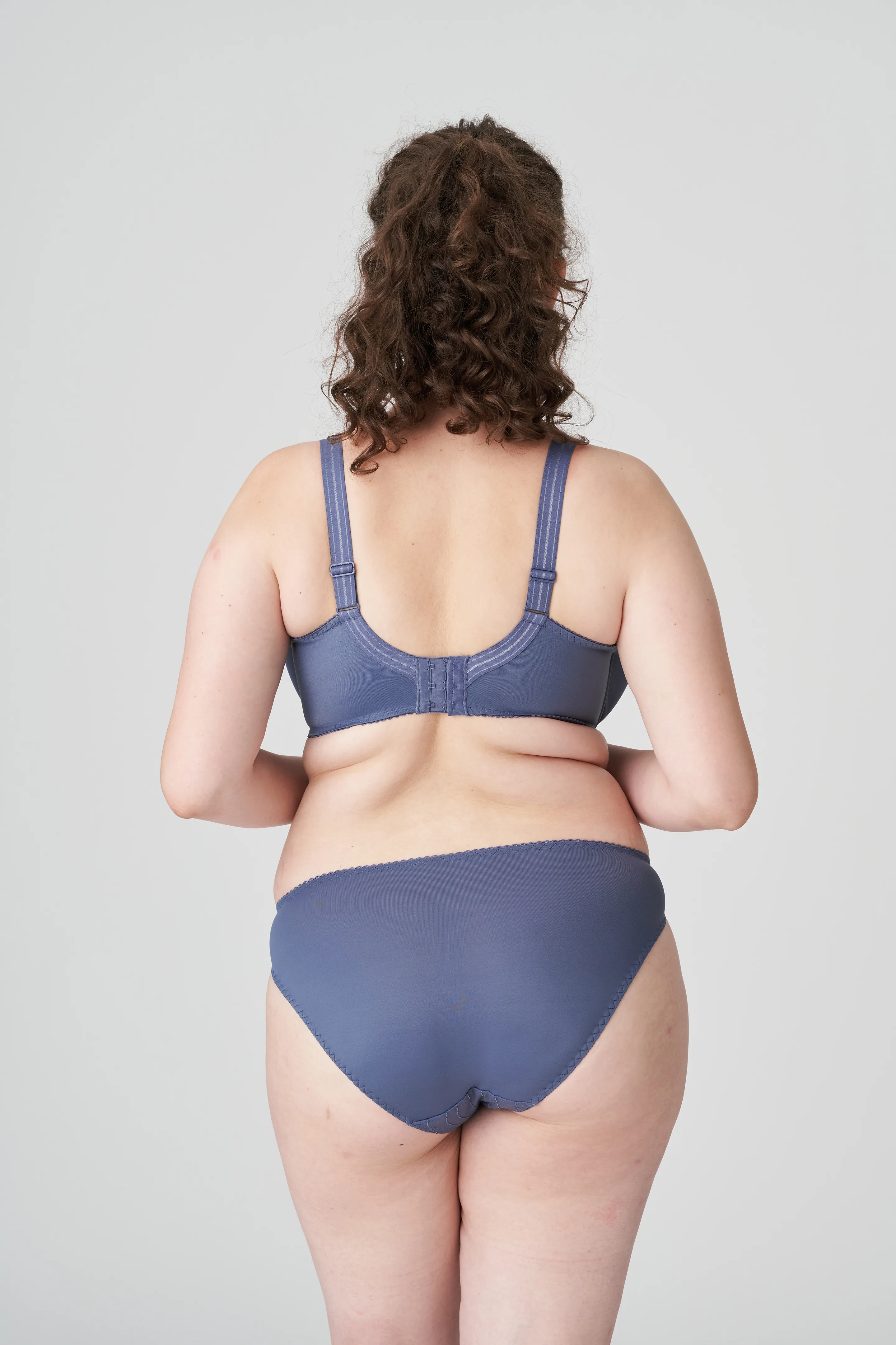 PrimaDonna Deauville 0161810/11 Women's Nightshadow Blue Full Cup Bra 30F :  PrimaDonna: : Clothing, Shoes & Accessories