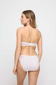 Salesbook image with head | Marie Jo