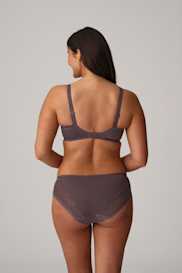 Salesbook image with head | Primadonna