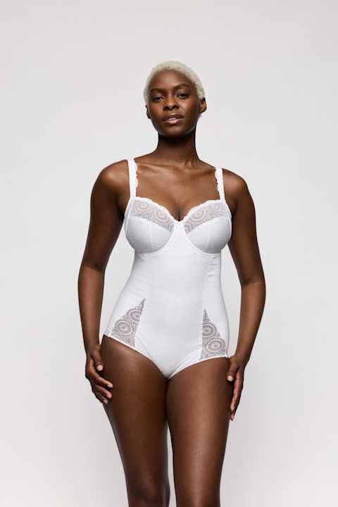 Salesbook image with head | Primadonna