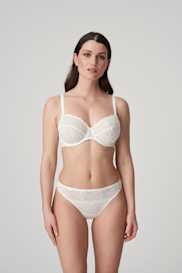 Salesbook image with head | Primadonna