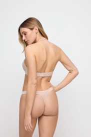 Salesbook image with head | Marie Jo