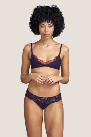 Salesbook image with head | Andres Sarda