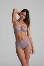 Salesbook image with head | Marie Jo