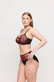 Salesbook image with head | Primadonna