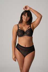 Salesbook image with head | Primadonna