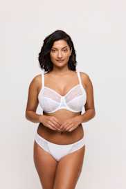 Salesbook image with head | Primadonna