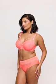 Salesbook image with head | Primadonna